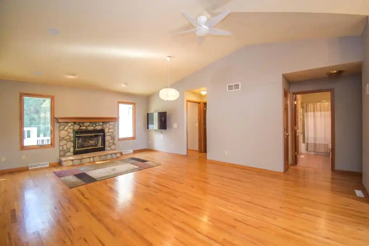Photo 4 of Single family home for sale at 2356 Brookstone Ln, Waukesha, WI 53188 | MLS# 1984749 | Listing updated on 2026-10-14