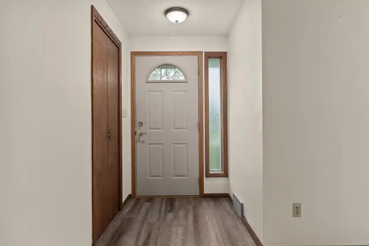 Photo 3 of Single family home for sale at 1430 George St, Appleton, WI 54915 | MLS# 50334311 | Listing updated on 2026-10-16