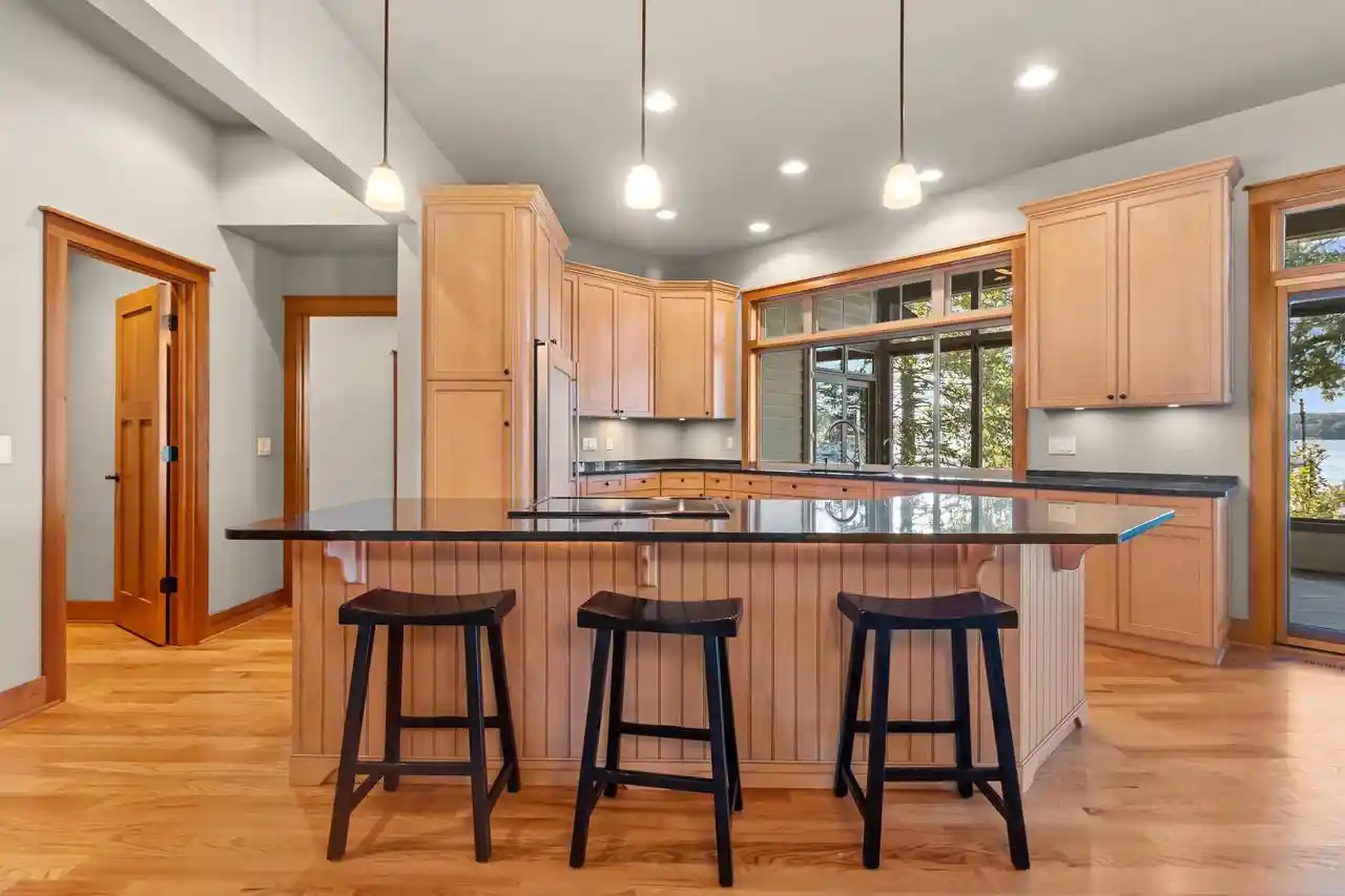 Photo 3 of Single family home for sale at N2331 Geneva Oak Trl, Lake Geneva, WI 53147 | MLS# 1984760 | Listing updated on 2026-10-20