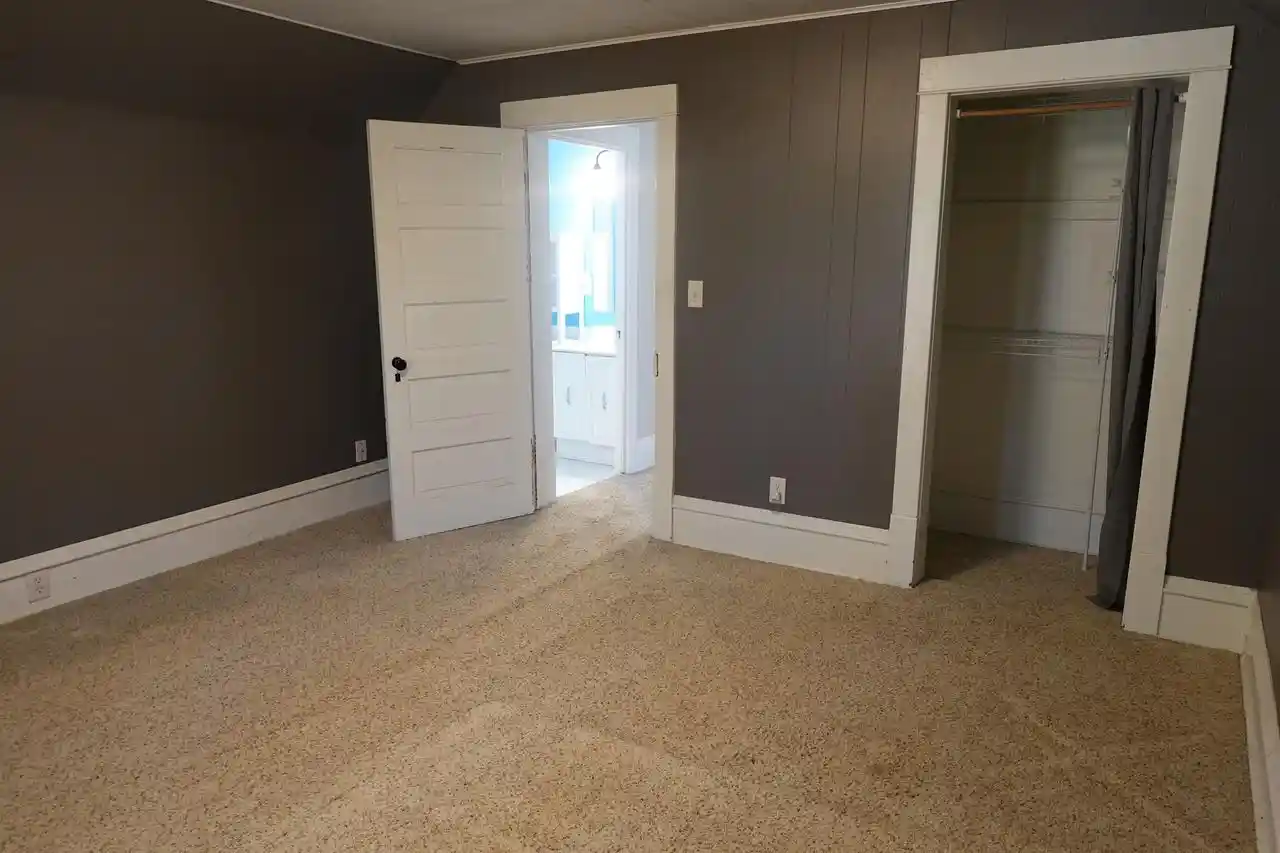Photo 4 of Single family home for sale at 162 Central Ave, Fond Du Lac, WI 54935 | MLS# 50334307 | Listing updated on 2026-10-19