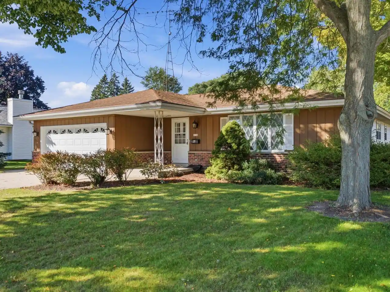 Photo 1 of Single family home for sale at 2130 N 28th Street, Sheboygan, WI 53081 | MLS# 1984757 | Listing updated on 2026-10-23
