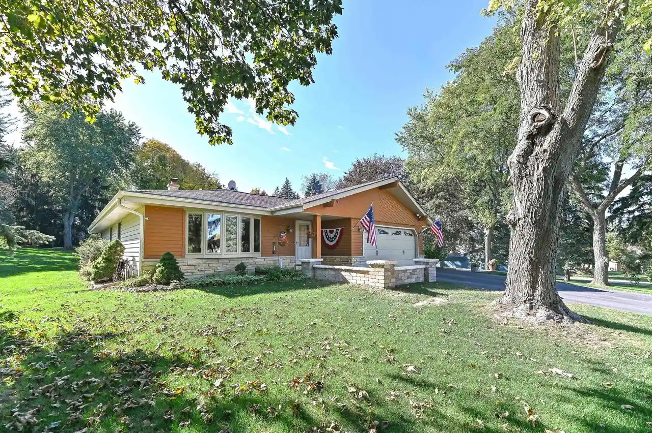 Single family home for sale at W264s7715 Mt Whitney Ave, Waukesha, WI 53189 | MLS# 1984758