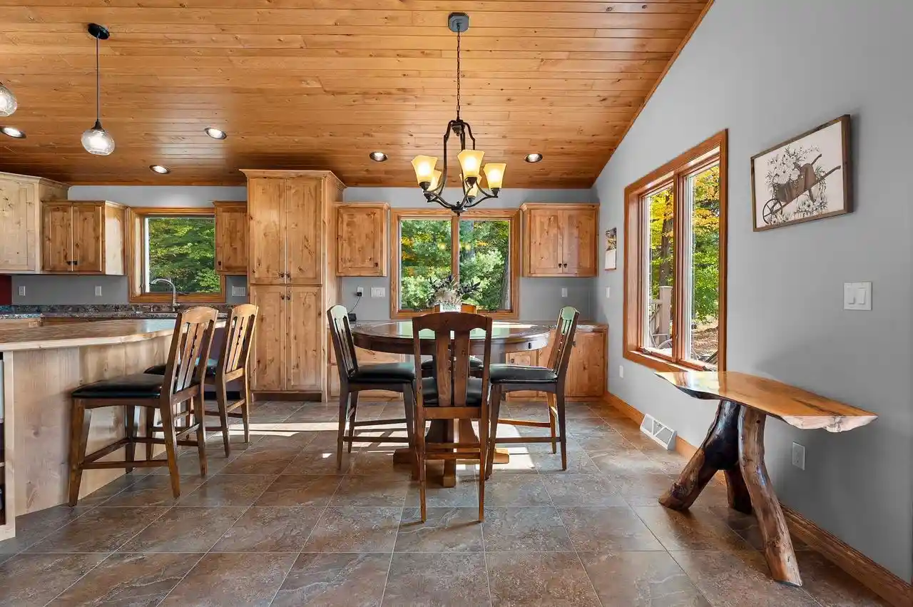 Photo 2 of Single family home for sale at 7722 County Rd R, Suring, WI 54174 | MLS# 50334316 | Listing updated on 2026-10-19