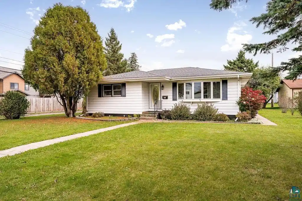 Photo 1 of Single family home for sale at 1516 Wyoming Ave, Superior, WI 54880 | MLS# 6128488 | Listing updated on 2026-10-16