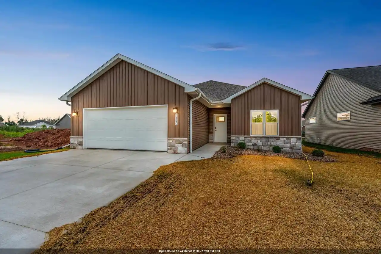 Photo 1 of Single family home for sale at 3110 Lazy Oak Dr, Green Bay, WI 54311 | MLS# 50334321 | Listing updated on 2026-10-21