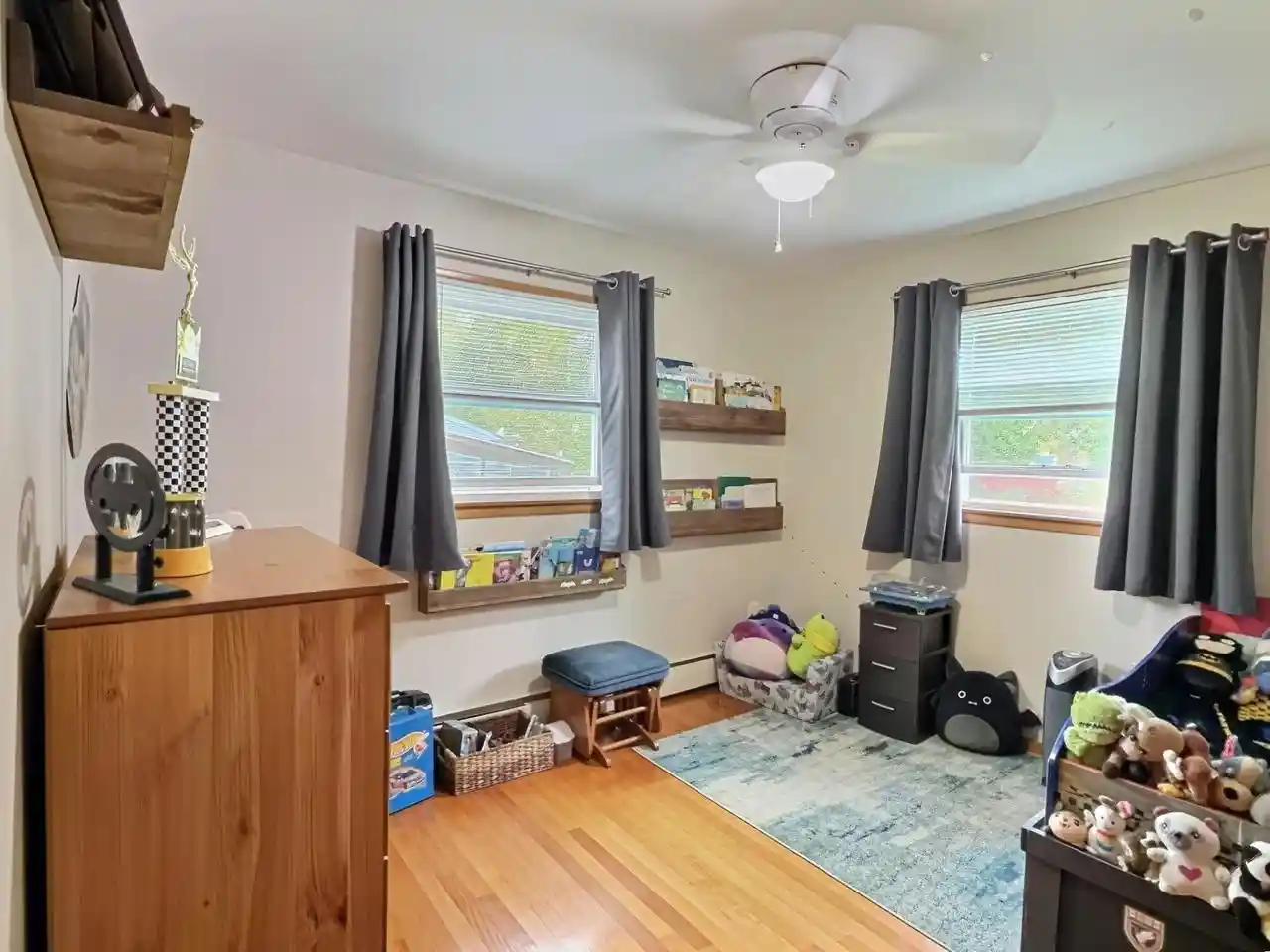 Photo 3 of Single family home for sale at 936 Taft Ave, Oshkosh, WI 54902 | MLS# 50334322 | Listing updated on 2026-10-21