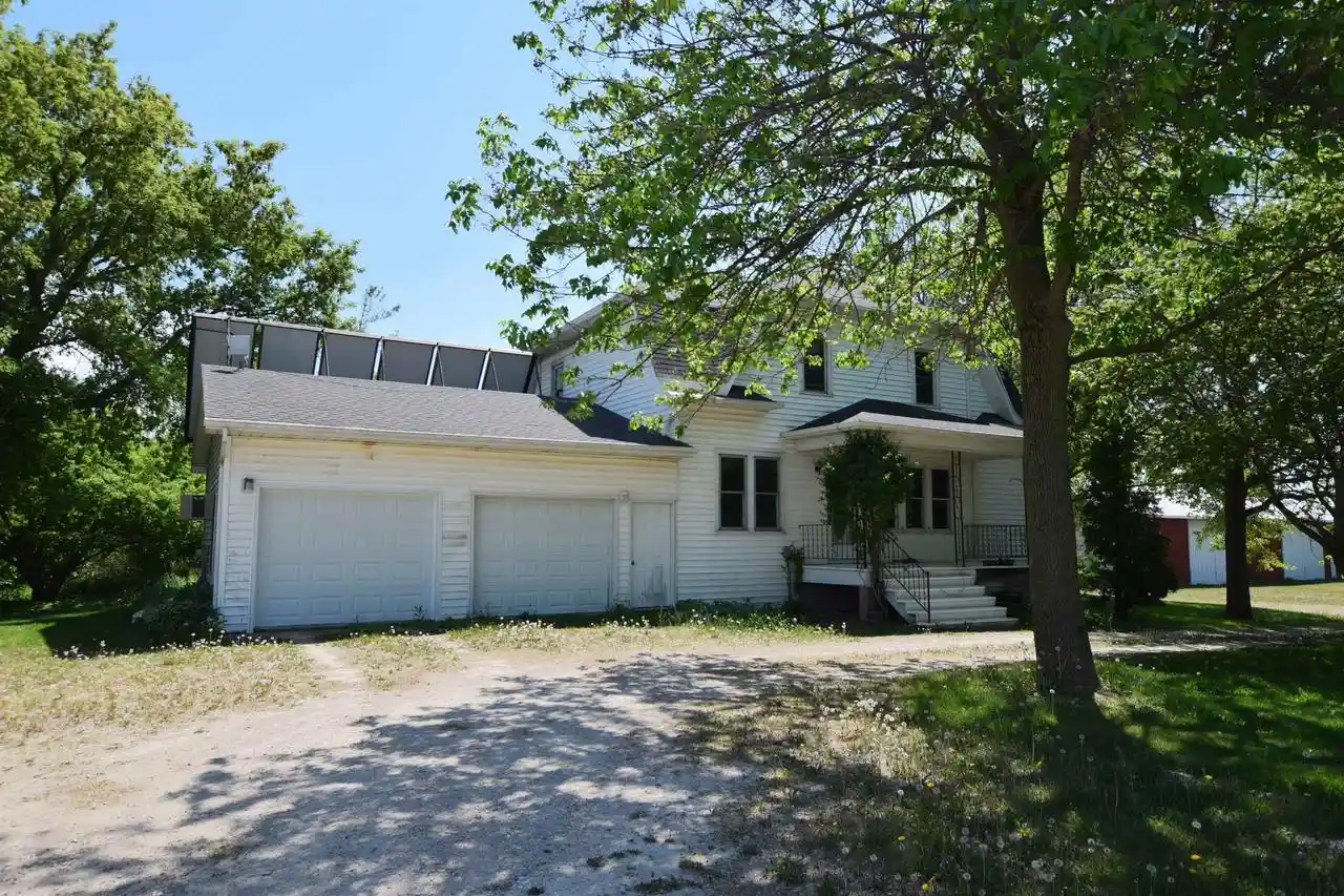 Single family home for sale at 5668 Sth 29, Denmark, WI 54208 | MLS# 50334324