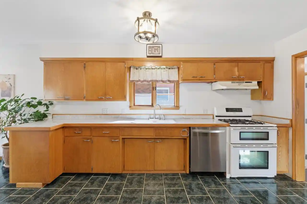 Photo 3 of Single family home for sale at 1248 E Memorial Dr, Janesville, WI 53545 | MLS# 2034641 | Listing updated on 2026-10-14