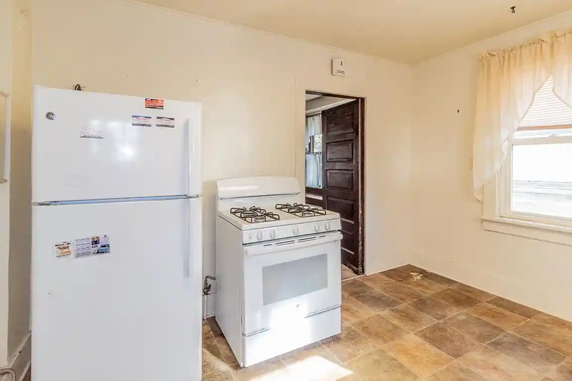 Photo 3 of Single family home for sale at 412 W Millard St, New London, WI 54961 | MLS# 50334303 | Listing updated on 2026-10-19