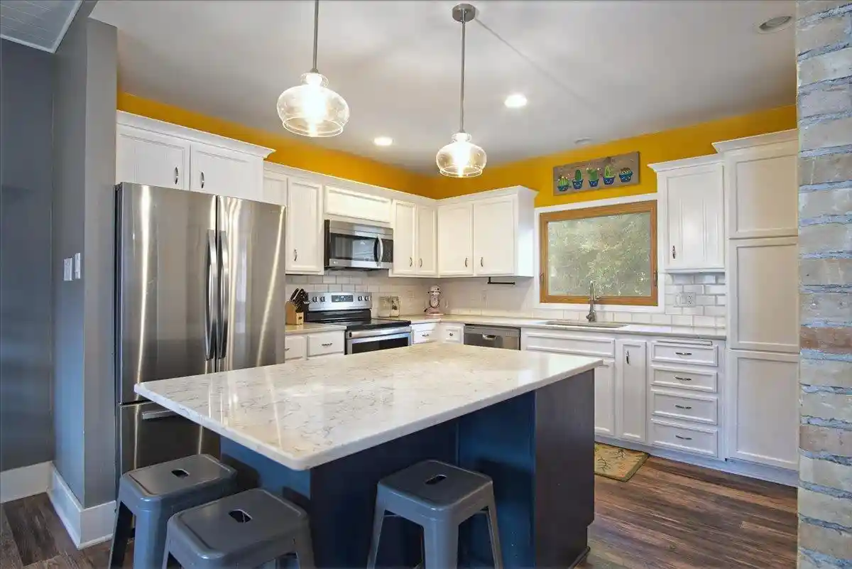 Photo 3 of Single family home for sale at 225 S Birdsey St, Columbus, WI 53925 | MLS# 2034647 | Listing updated on 2026-10-23