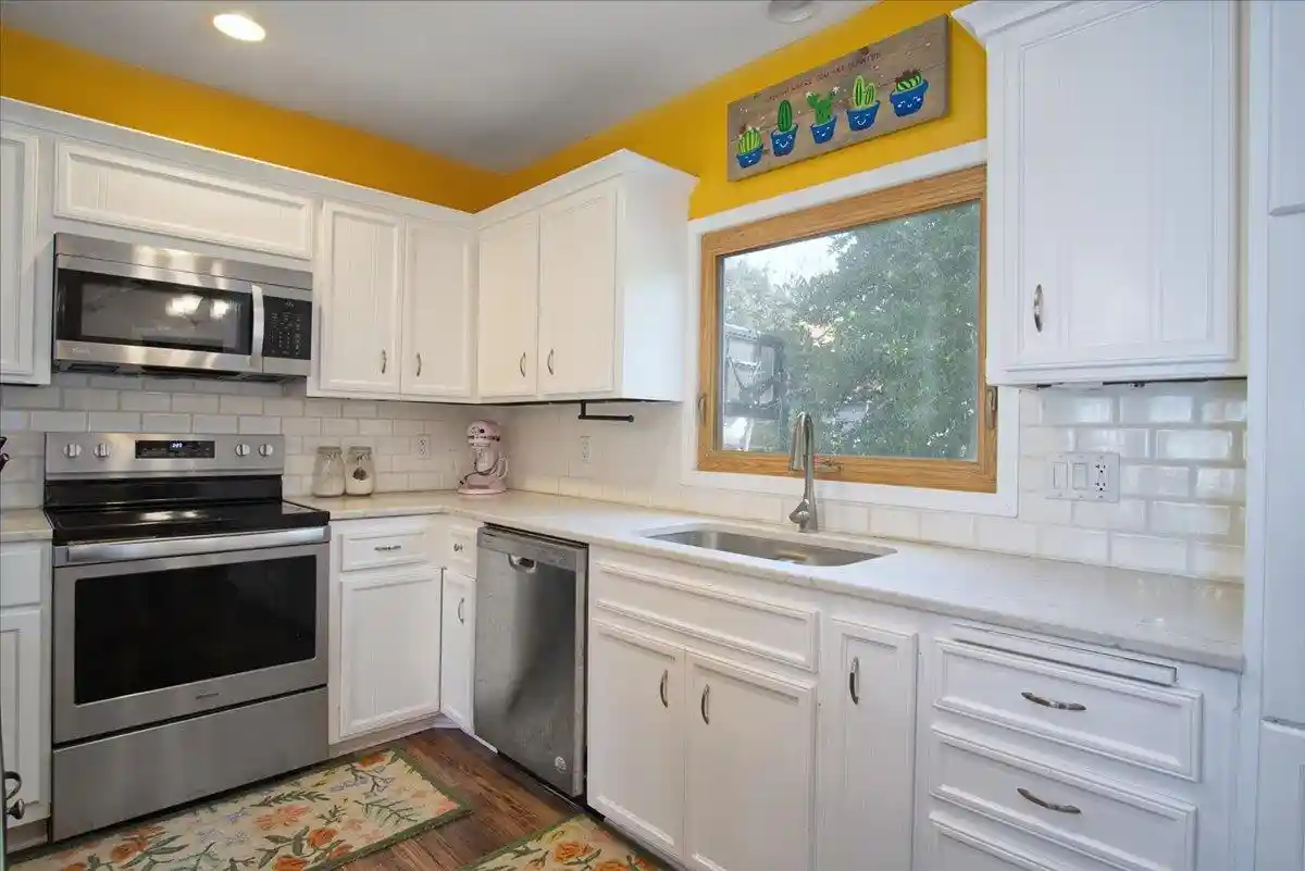 Photo 4 of Single family home for sale at 225 S Birdsey St, Columbus, WI 53925 | MLS# 2034647 | Listing updated on 2026-10-23