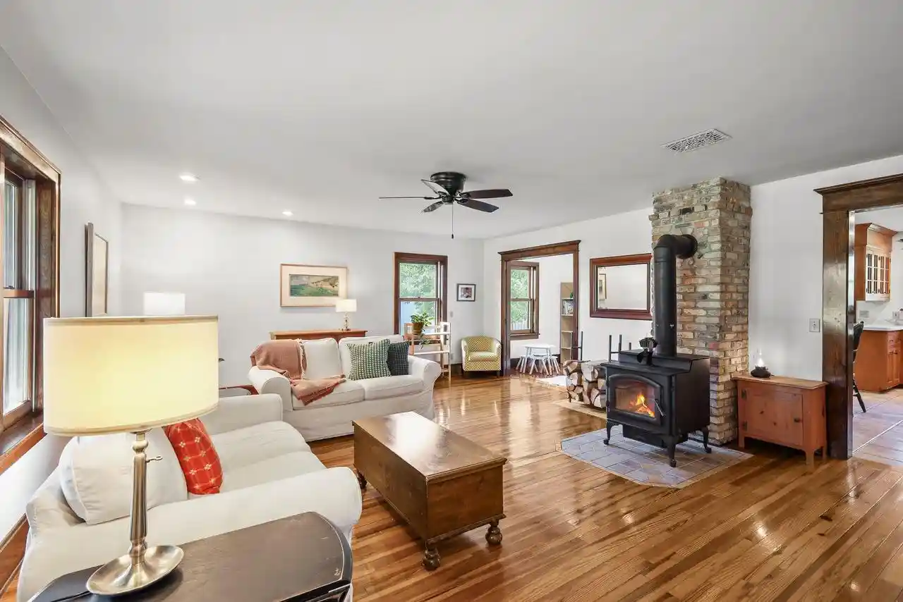 Photo 1 of Single family home for sale at N2575 Kunz Rd, Fort Atkinson, WI 53538 | MLS# 2034649 | Listing updated on 2026-10-27
