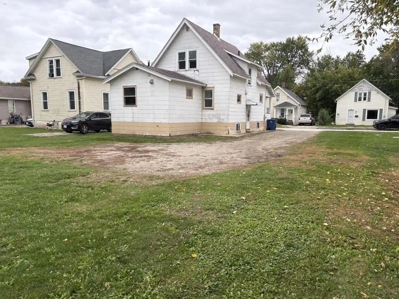 Photo 2 of Single family home for sale at 756 Prospect Ave, Oshkosh, WI 54901 | MLS# 50334330 | Listing updated on 2026-10-14