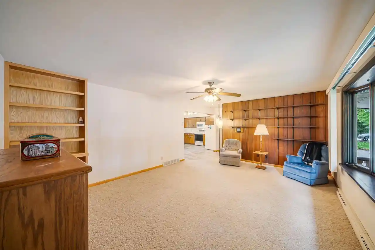Photo 3 of Single family home for sale at 904 Newton Ave, Waupun, WI 53963 | MLS# 50334329 | Listing updated on 2026-10-19