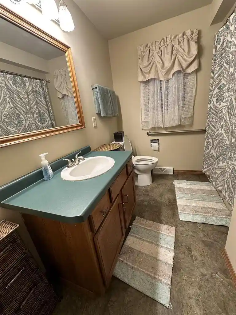 Photo 4 of Multi family home for sale at 1597 Oakridge Rd, Neenah, WI 54956 | MLS# 50334334 | Listing updated on 2026-10-19