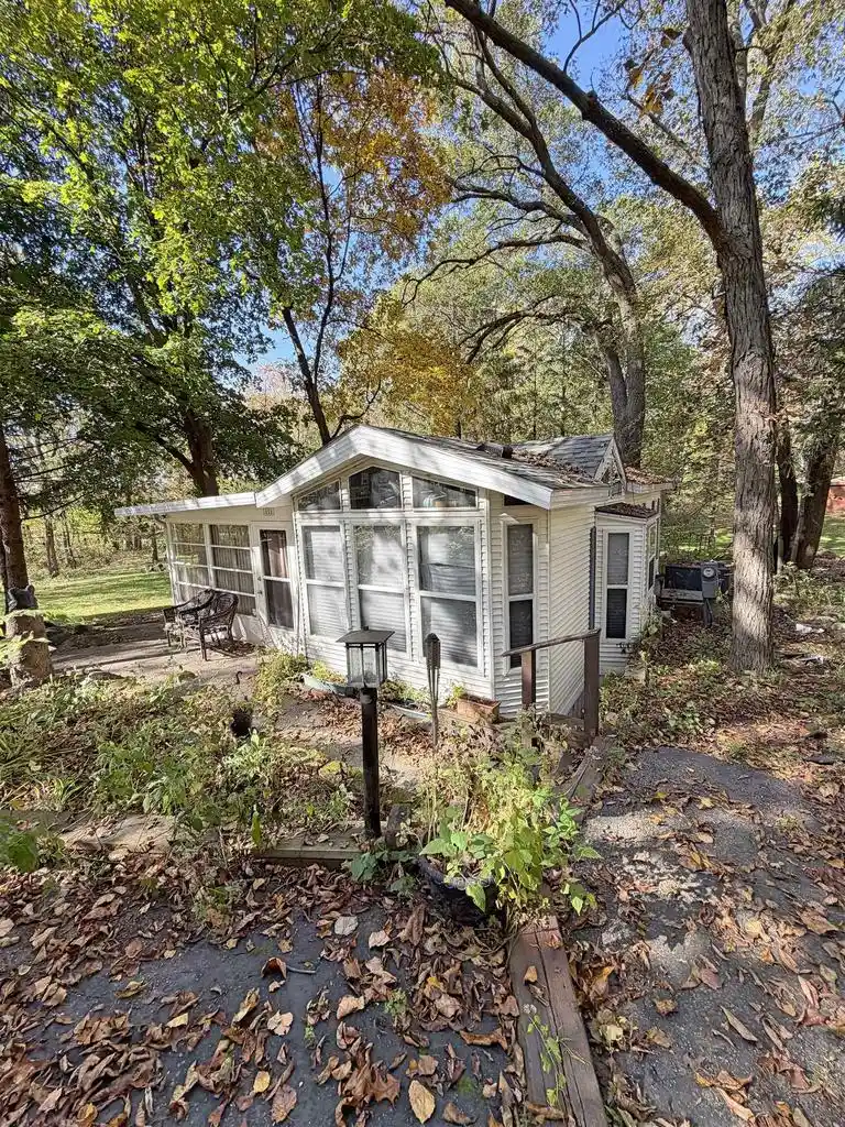 Photo 4 of Single family home for sale at 455 Aspen Dr, Edgerton, WI 53534 | MLS# 2034658 | Listing updated on 2026-10-22