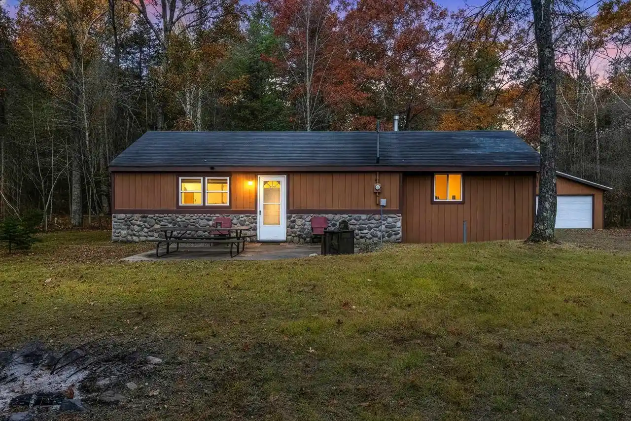 Photo 1 of Single family home for sale at N13071 Tower Rd, Athelstane, WI 54104 | MLS# 50334338 | Listing updated on 2026-10-14