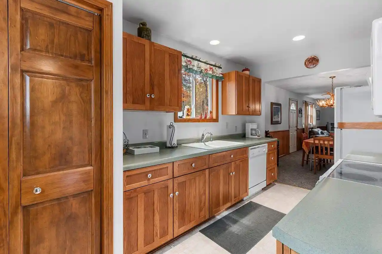 Photo 3 of Single family home for sale at N13071 Tower Rd, Athelstane, WI 54104 | MLS# 50334338 | Listing updated on 2026-10-14