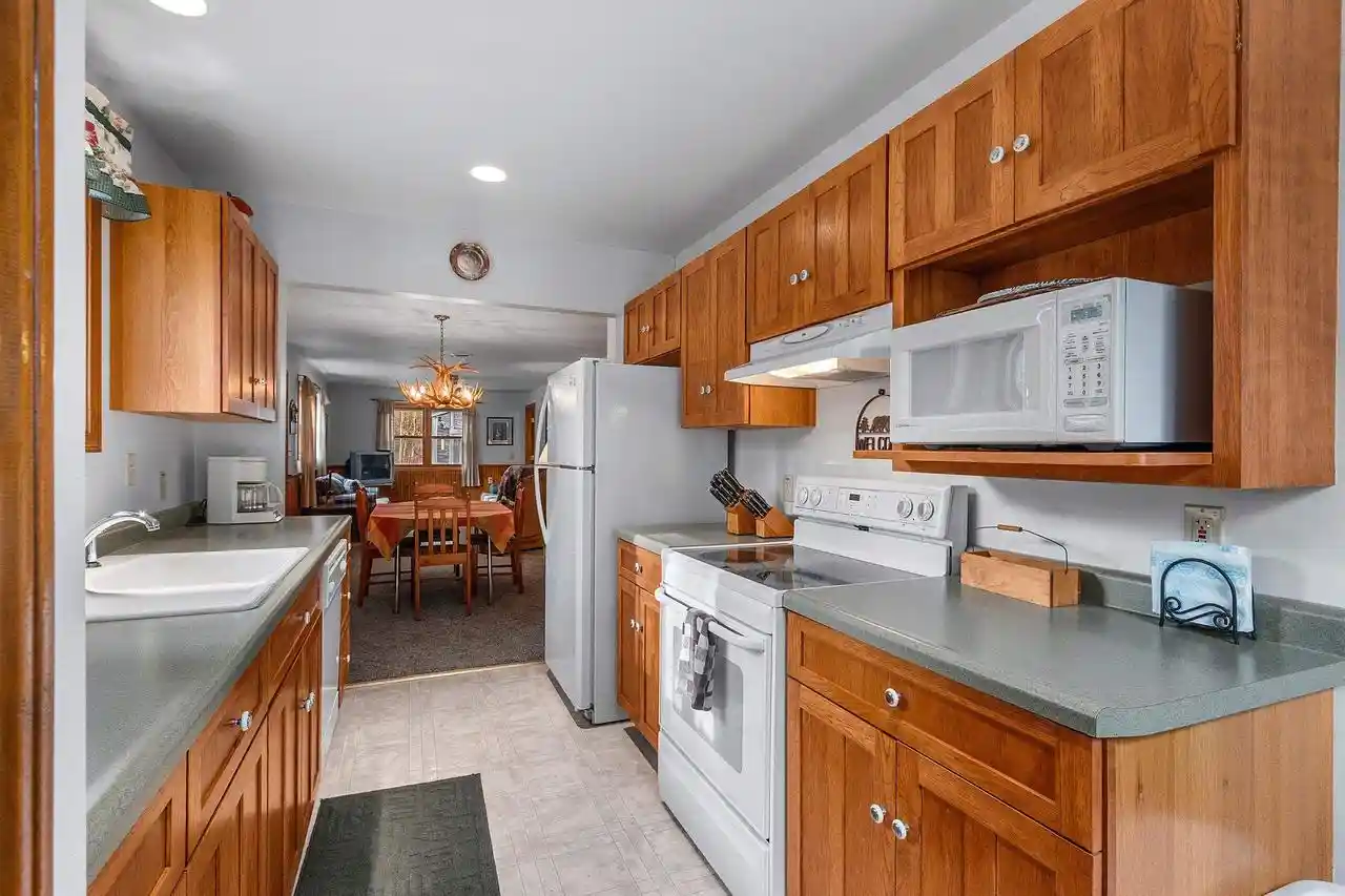 Photo 3 of Single family home for sale at N13071 Tower Rd, Athelstane, WI 54104 | MLS# 50334338 | Listing updated on 2026-10-14
