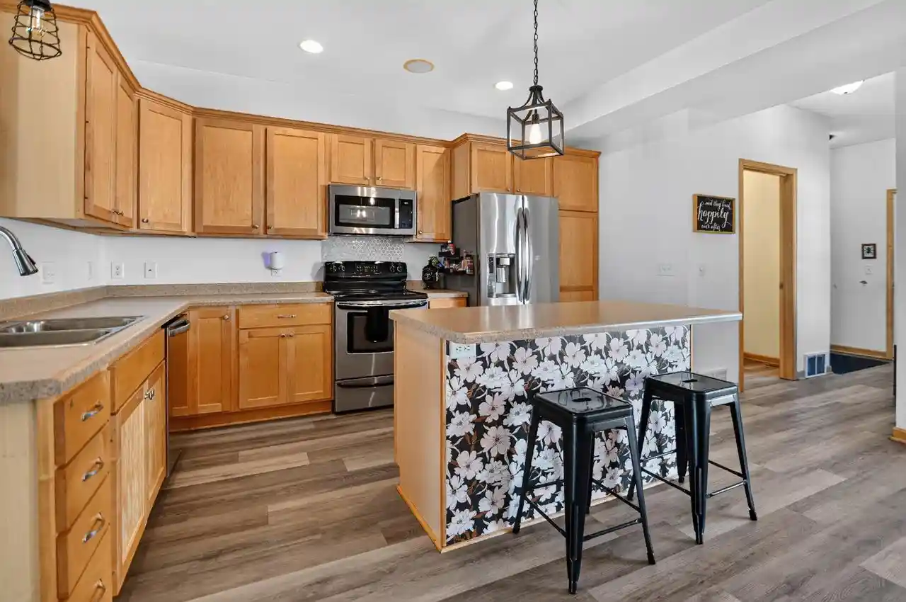 Listing Photo 5 - Condo for sale in building located at 163 Prairie Grass Rd, Oregon, WI 53575 - Unit #8