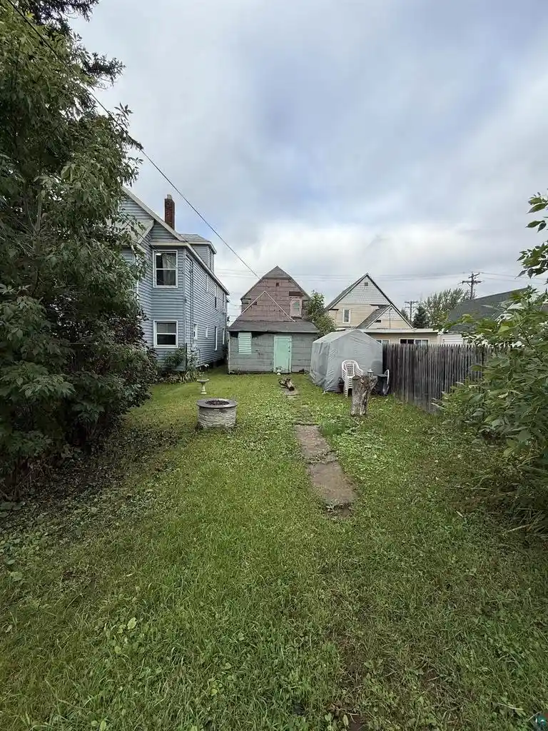 Photo 2 of Sale Pending at 1020 Oakes Ave, Superior, WI 54880 | MLS# 6128496 | Listing updated on 2026-10-20
