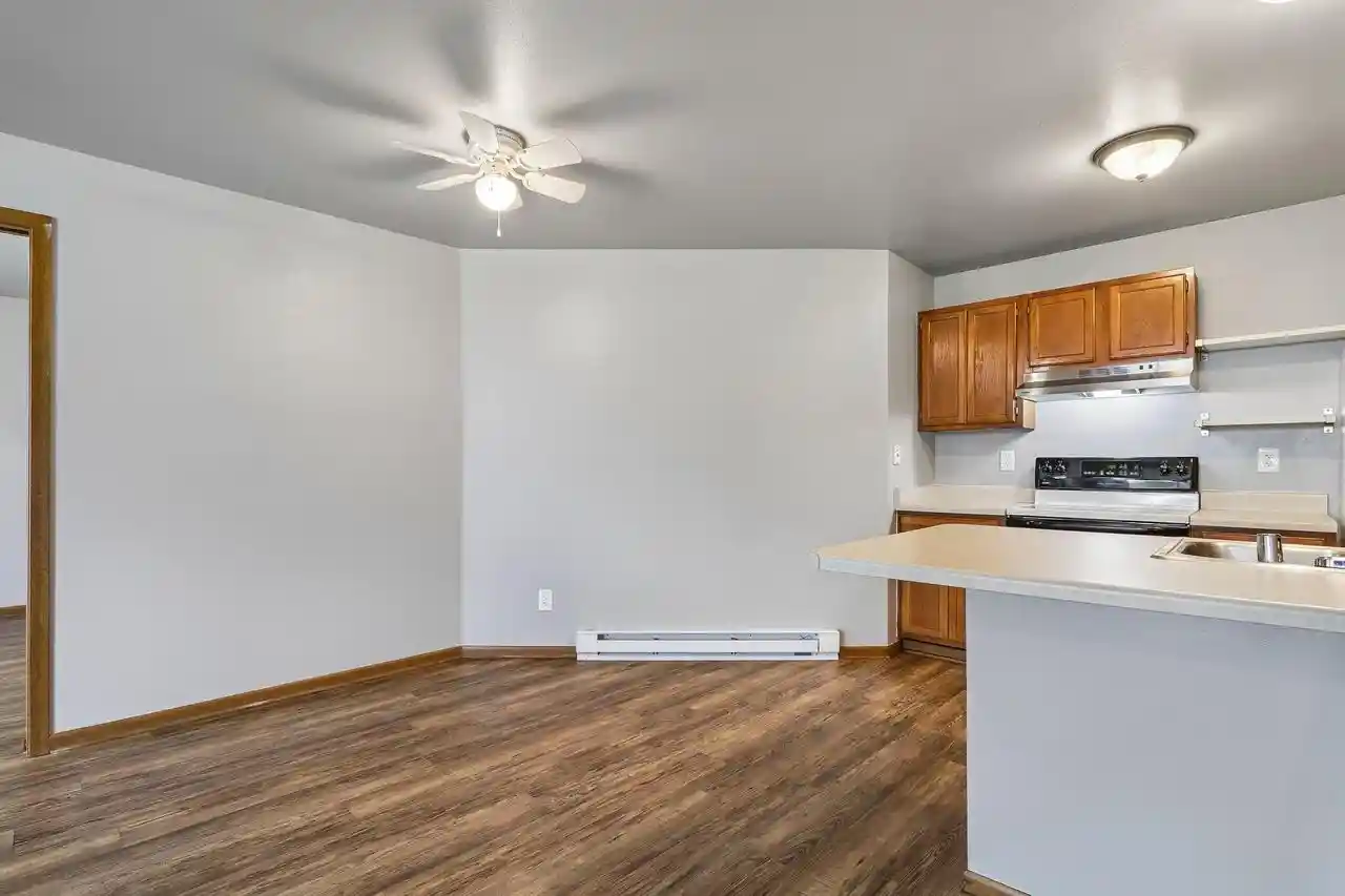 Listing Photo 4 - Condo for sale in building located at 1101 S Sunnyslope Dr, Mount Pleasant, WI 53406 - Unit #9L