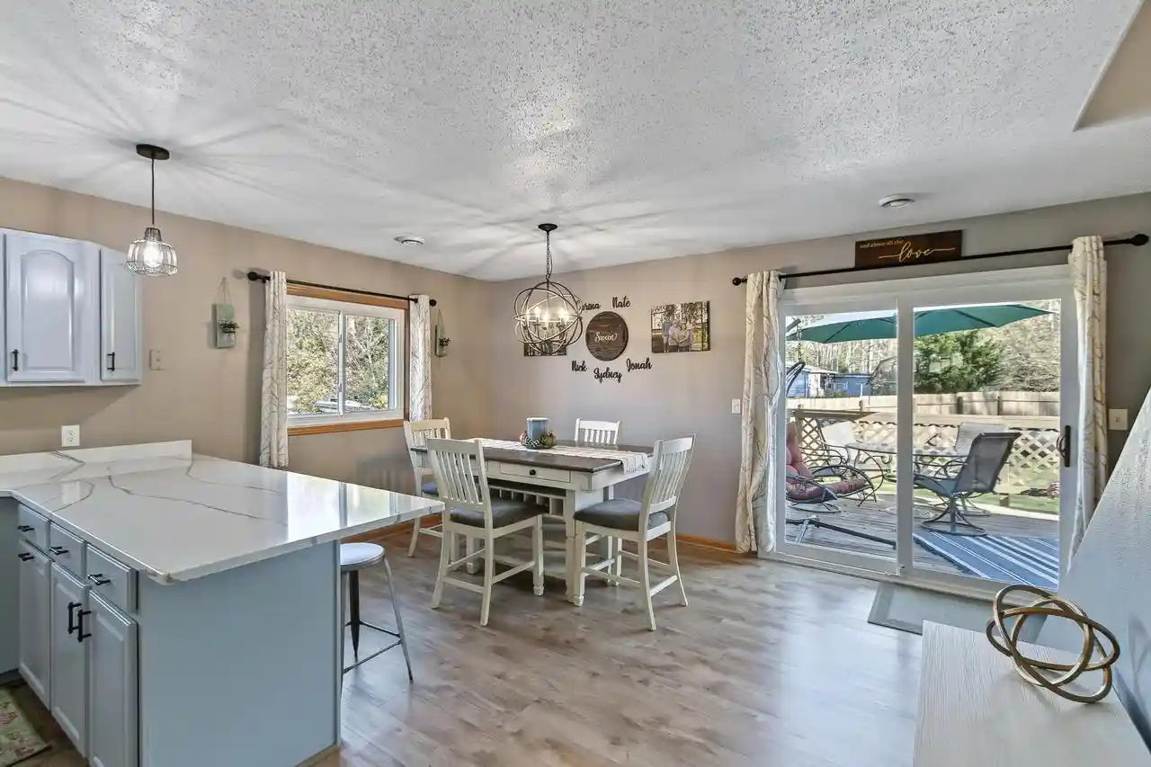 Photo 3 of Single family home for sale at N7954 Highway 44, Pardeeville, WI 53954 | MLS# 2034675 | Listing updated on 2026-10-20