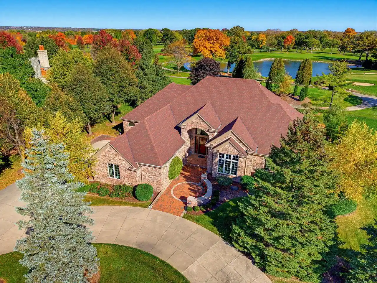 Single family home for sale at 8434 S Fountain Ct, Franklin, WI 53132 | MLS# 1984819