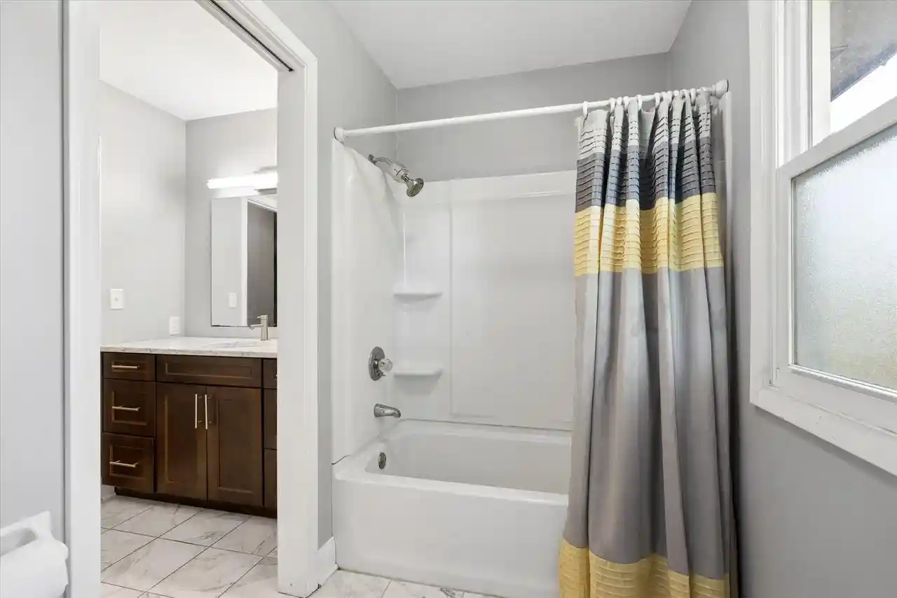 Photo 4 of Single family home for sale at W5162 Strawberry Hl Rd, Elkhorn, WI 53121 | MLS# 1984870 | Listing updated on 2026-10-22