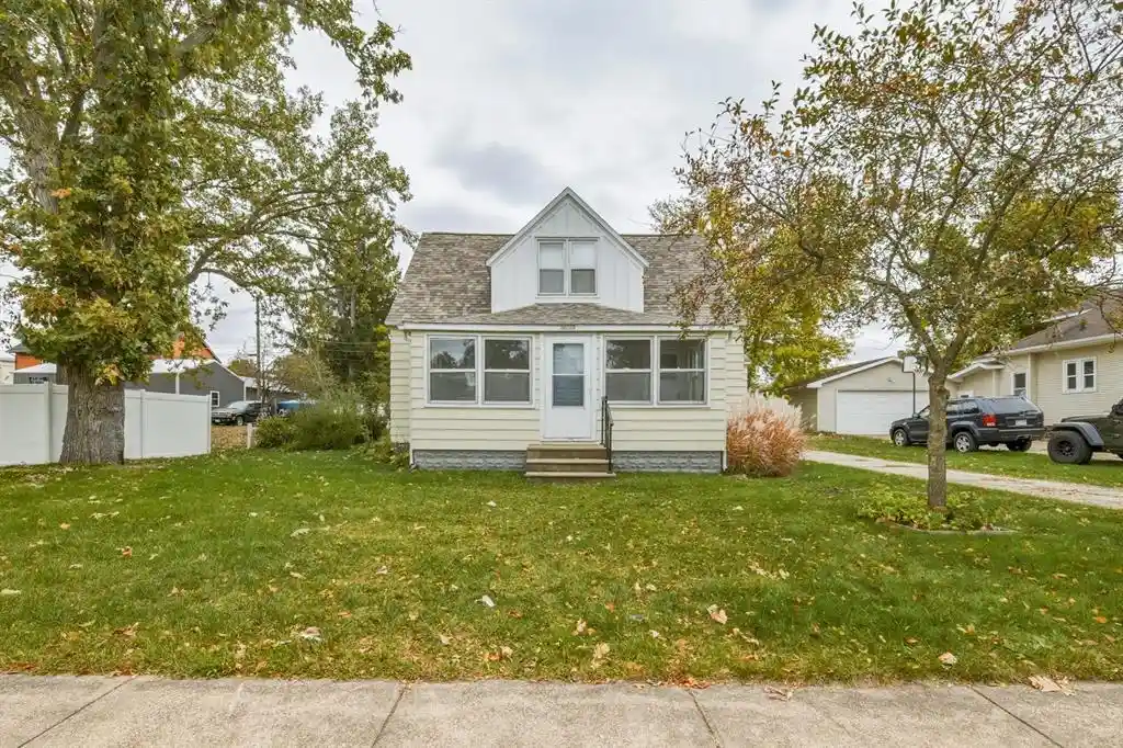 Photo 1 of Single family home for sale at 50768 Caroline St, Osseo, WI 54758 | MLS# 1605414 | Listing updated on 2026-10-27