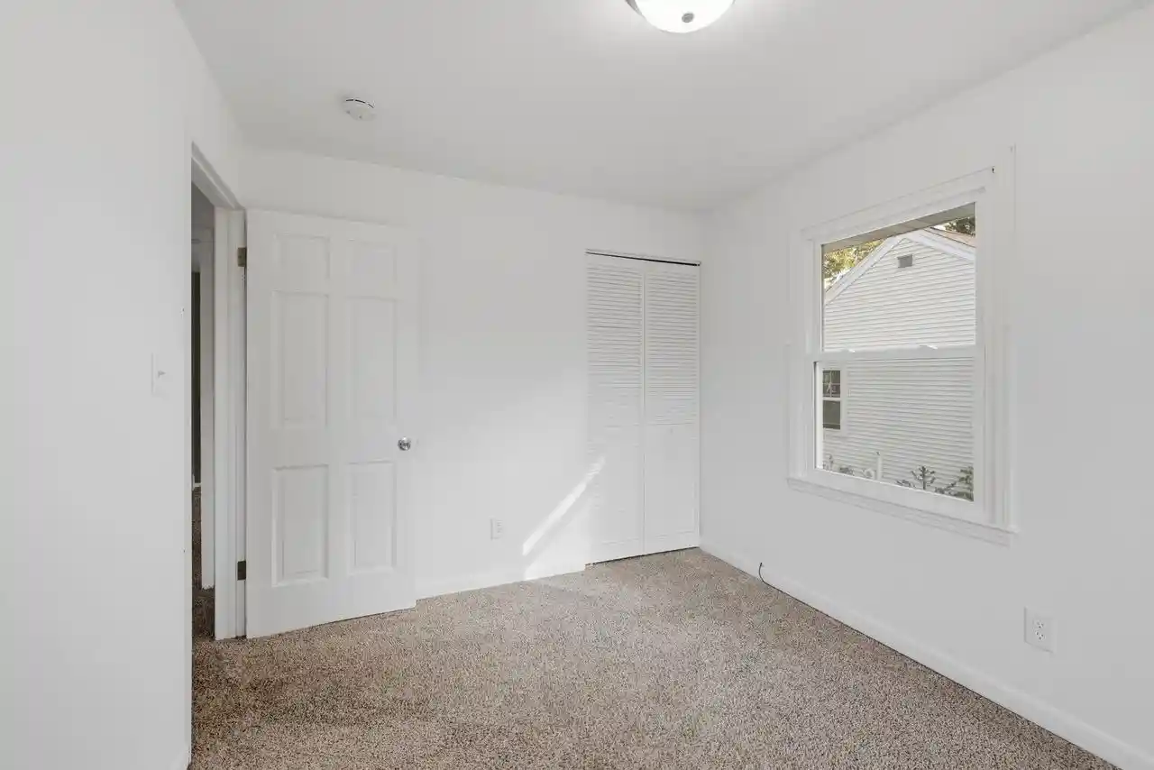 Photo 3 of Single family home for sale at 1137 W Bell Ave, Appleton, WI 54914 | MLS# 50334378 | Listing updated on 2026-10-26