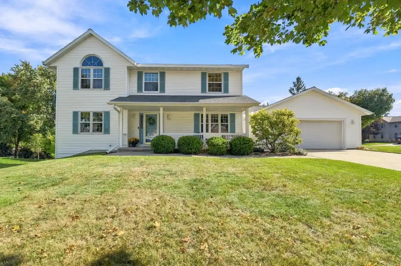 Photo 1 of Single family home for sale at 1110 N Mycena Cir, Green Bay, WI 54313 | MLS# 50334385 | Listing updated on 2026-10-21