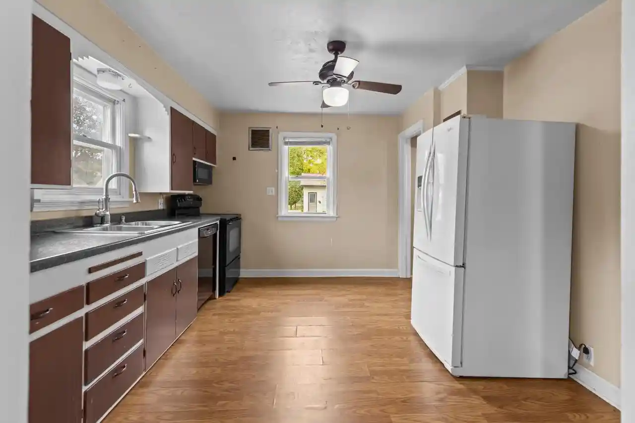 Photo 1 of Single family home for sale at 204 E Glendale Ave, Appleton, WI 54911 | MLS# 50334390 | Listing updated on 2026-10-22