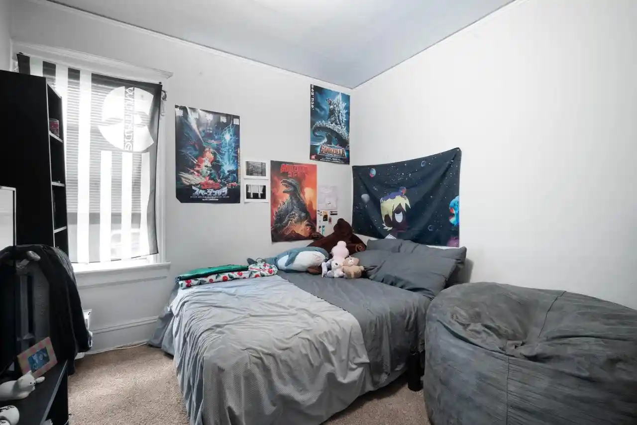 Photo 1 of Multi family home for sale at 2911 N Maryland Ave #2913, Milwaukee, WI 53211 | MLS# 1984932 | Listing updated on 2026-10-27