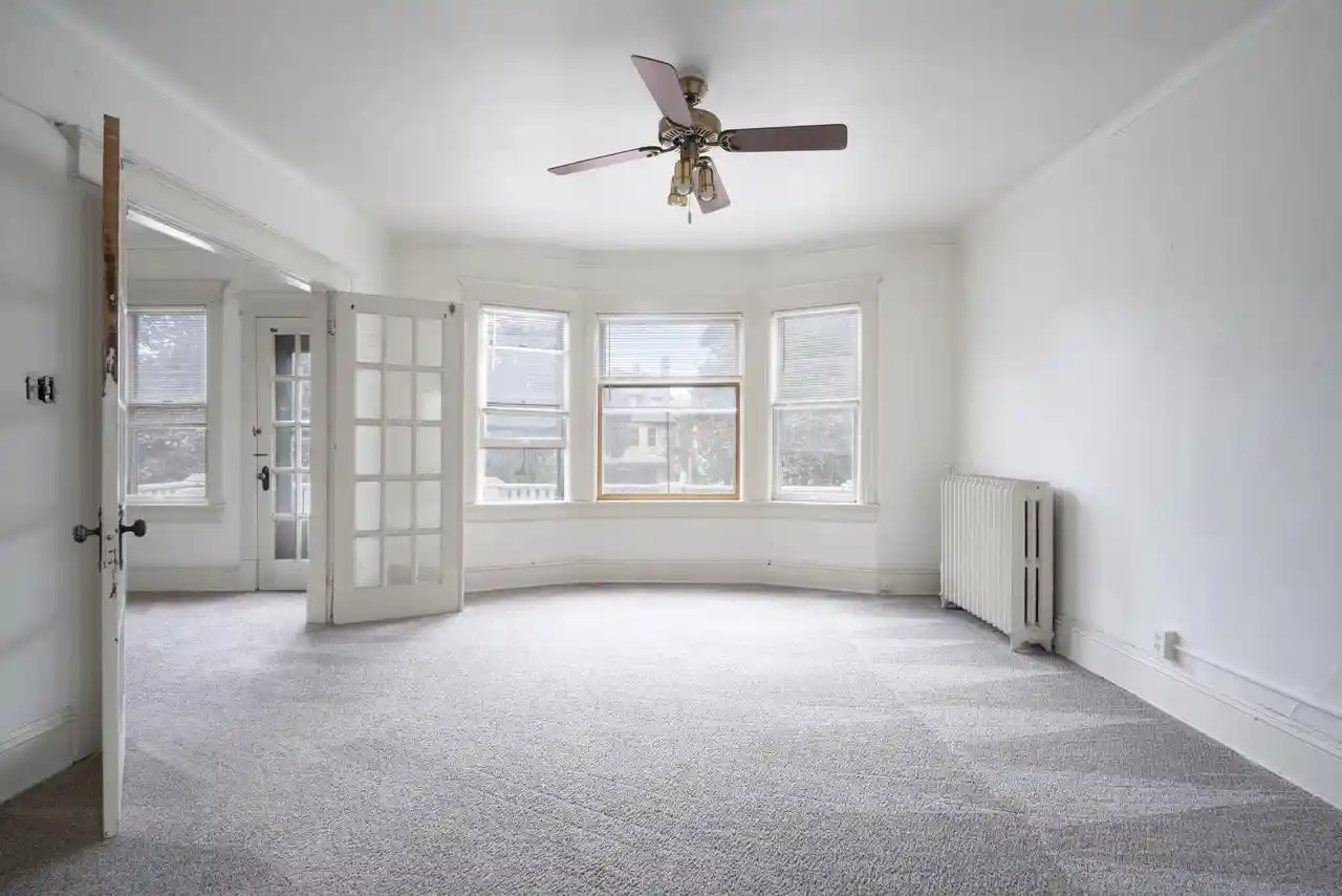 Photo 2 of Multi family home for sale at 2911 N Maryland Ave #2913, Milwaukee, WI 53211 | MLS# 1984932 | Listing updated on 2026-10-27