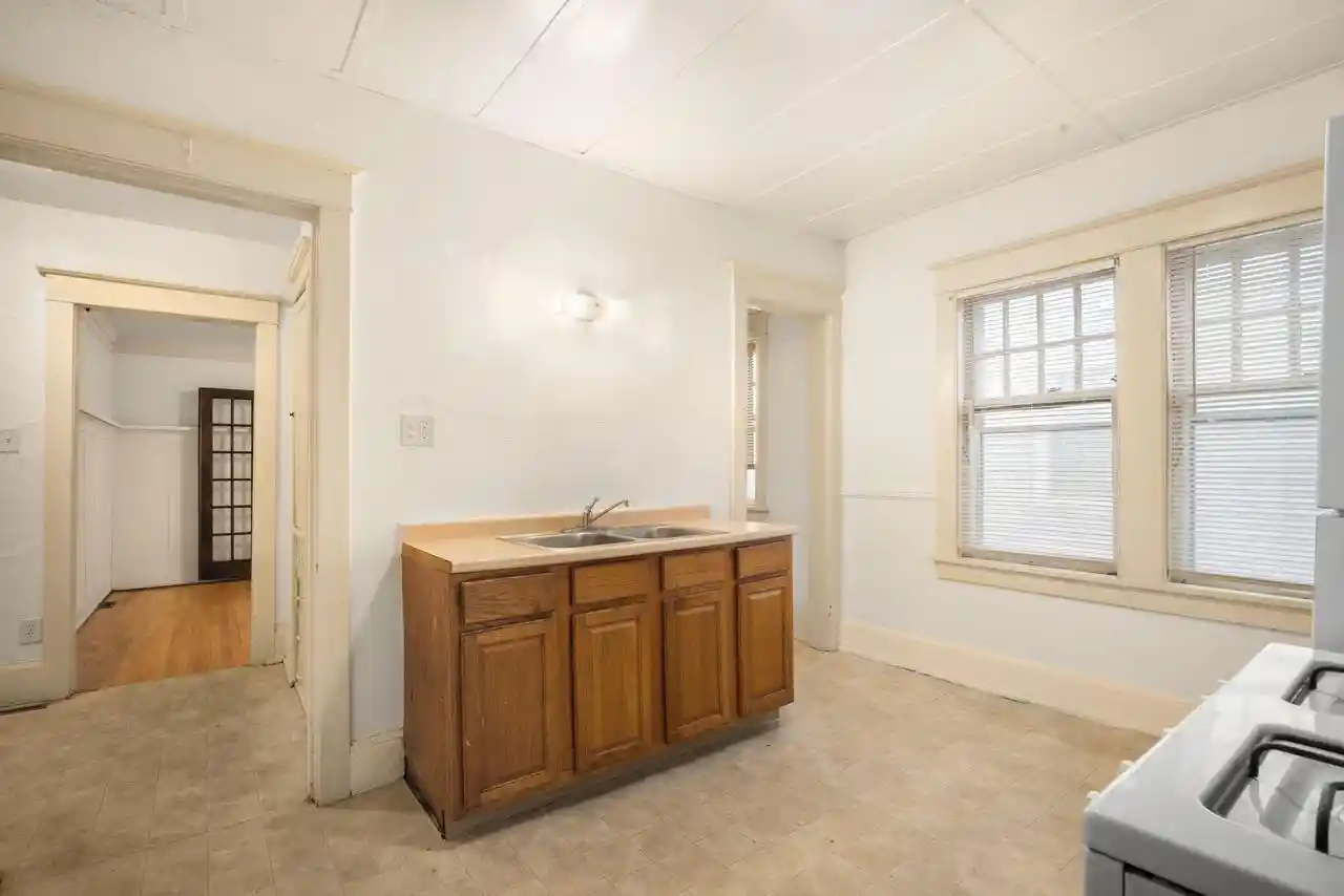 Photo 3 of Multi family home for sale at 2917 N Maryland Ave #2919, Milwaukee, WI 53211 | MLS# 1984933 | Listing updated on 2026-10-27