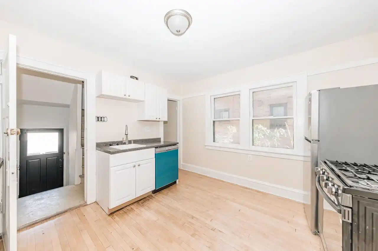 Photo 3 of Multi family home for sale at 1524 E Marion St #1526, Milwaukee, WI 53211 | MLS# 1984934 | Listing updated on 2026-10-29