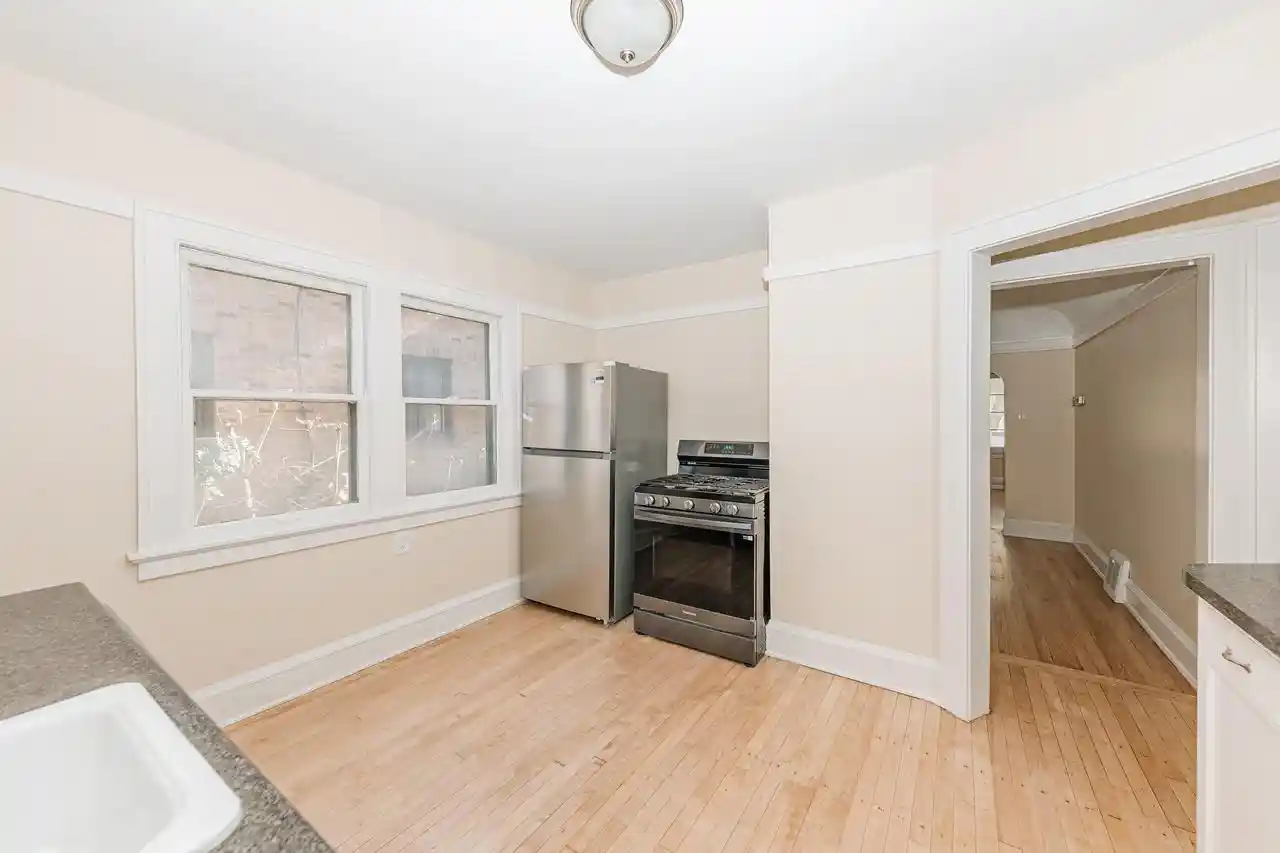 Photo 4 of Multi family home for sale at 1524 E Marion St #1526, Milwaukee, WI 53211 | MLS# 1984934 | Listing updated on 2026-10-29