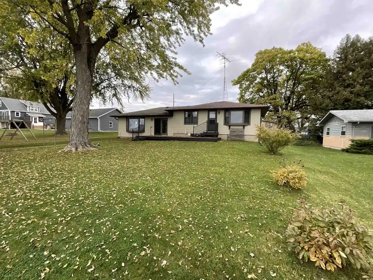 Photo 1 of Single family home for sale at W10205 Hickory Bay Rd, Fox Lake, WI 53933 | MLS# 2034722 | Listing updated on 2026-10-16