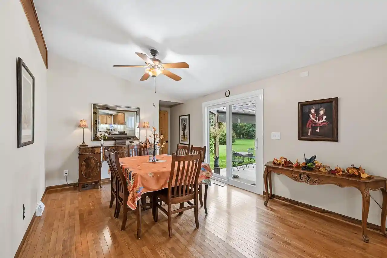 Photo 4 of Single family home for sale at N1615 Center Dr, Genoa City, WI 53128 | MLS# 1984946 | Listing updated on 2026-10-27