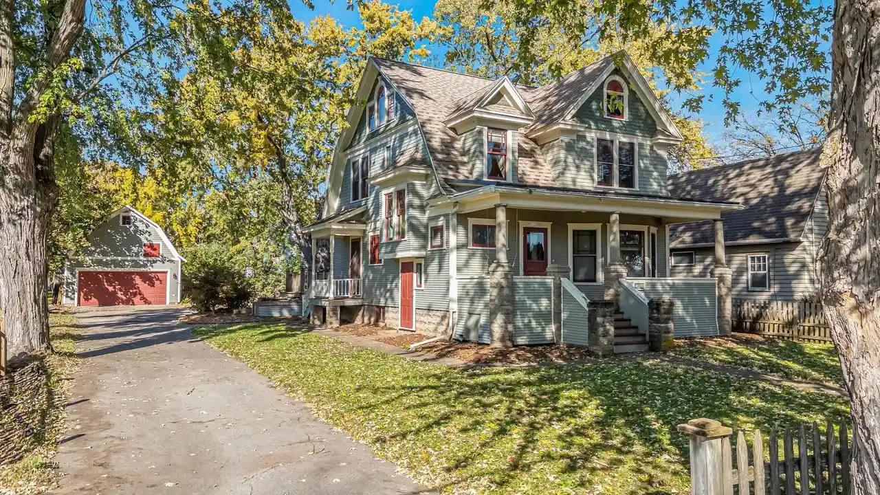 Single family home for sale at 4502 Grandview Rd, Larsen, WI 54947 | MLS# 50334404