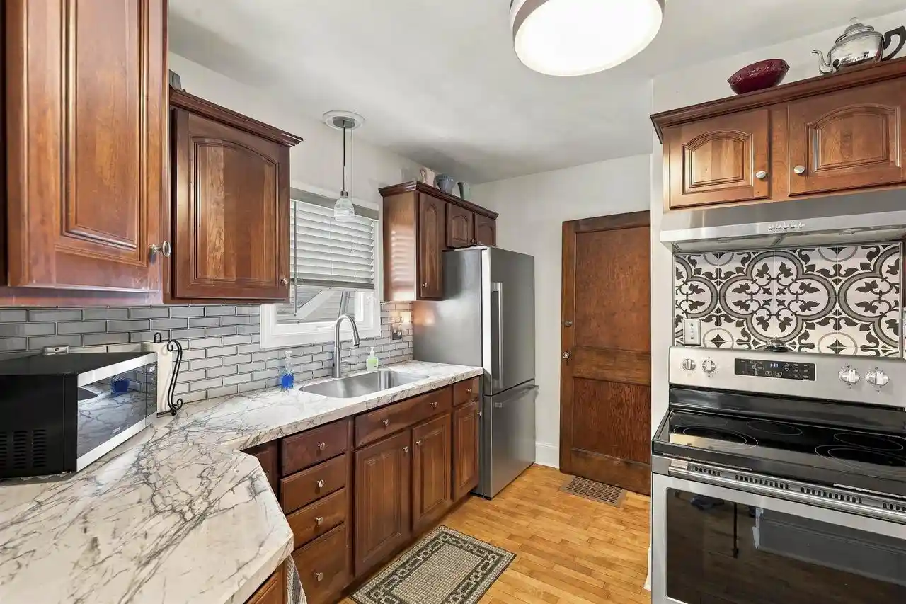 Photo 1 of Single family home for sale at 1826 N Alvin St, Appleton, WI 54911 | MLS# 50334393 | Listing updated on 2026-10-28