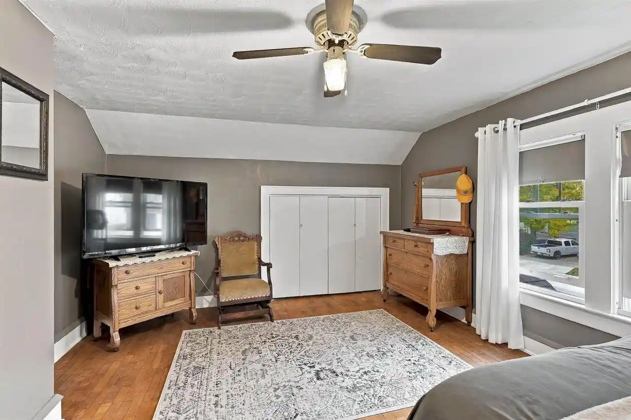 Photo 4 of Single family home for sale at 1826 N Alvin St, Appleton, WI 54911 | MLS# 50334393 | Listing updated on 2026-10-28
