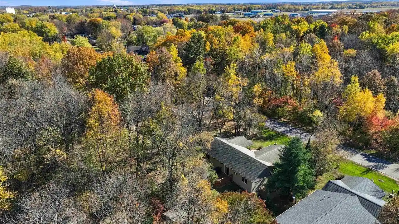Photo 4 of Single family home for sale at 704 W Roberts St, Spencer, WI 54479 | MLS# 22605162 | Listing updated on 2026-10-16