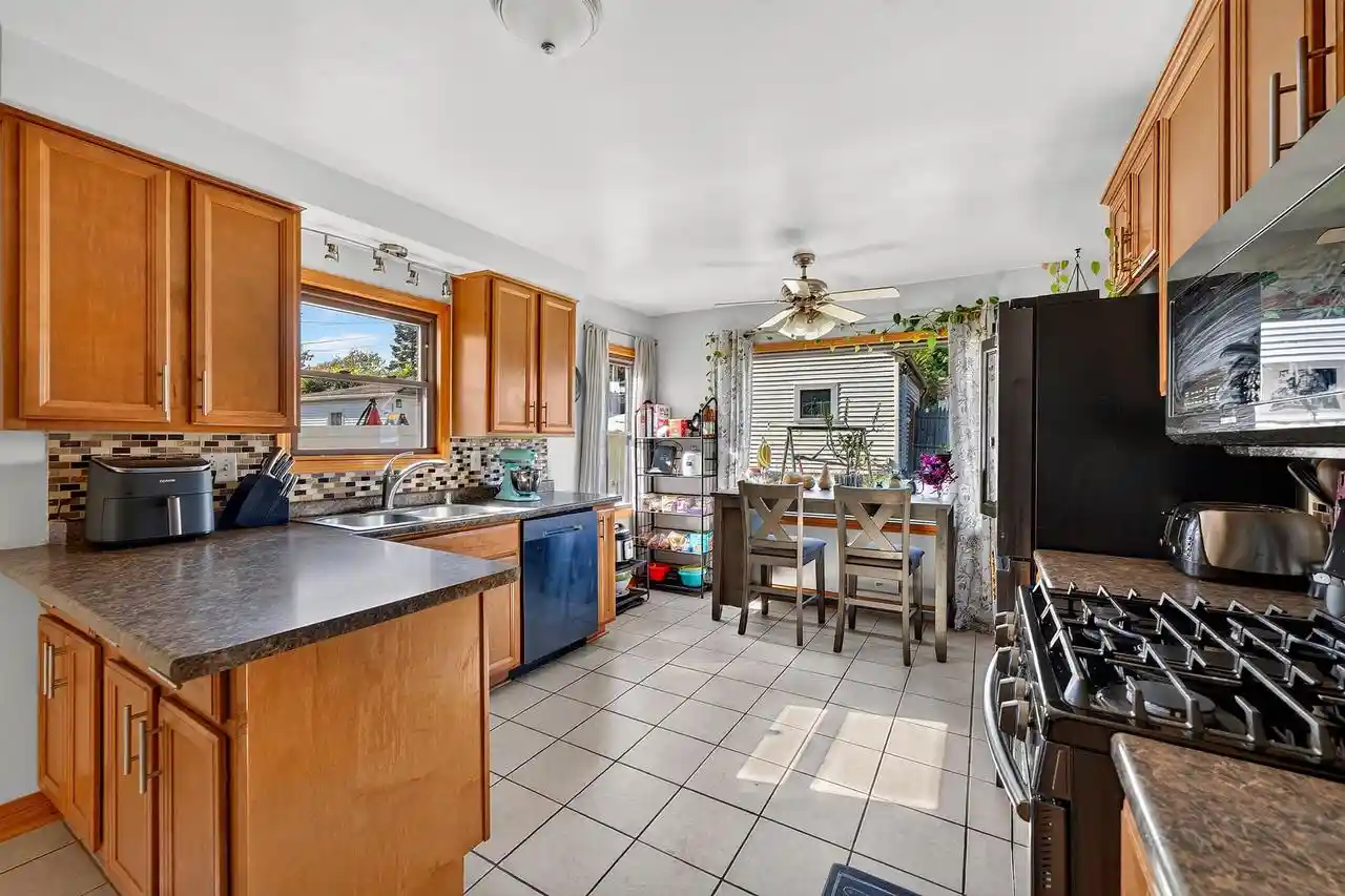 Photo 1 of Single family home for sale at 6166 W Kinnickinnic River Pkwy, Milwaukee, WI 53219 | MLS# 1984996 | Listing updated on 2026-10-28