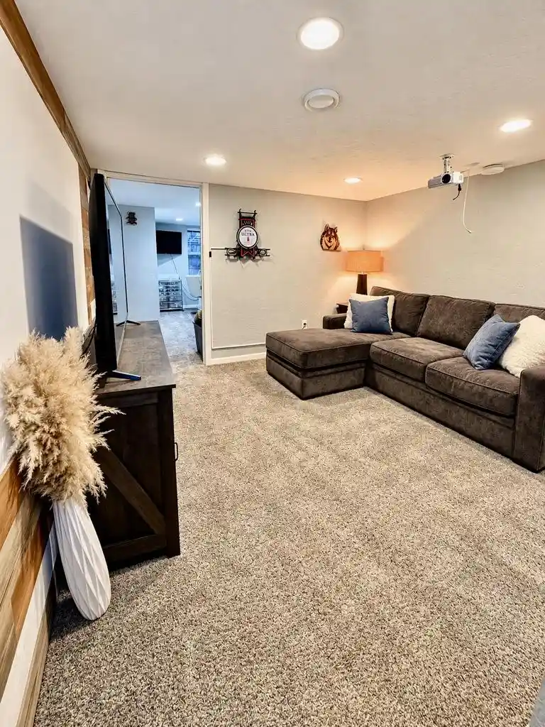 Photo 4 of Single family home for sale at 170 4th Street, Sheboygan Falls, WI 53085 | MLS# 1985011 | Listing updated on 2026-10-27