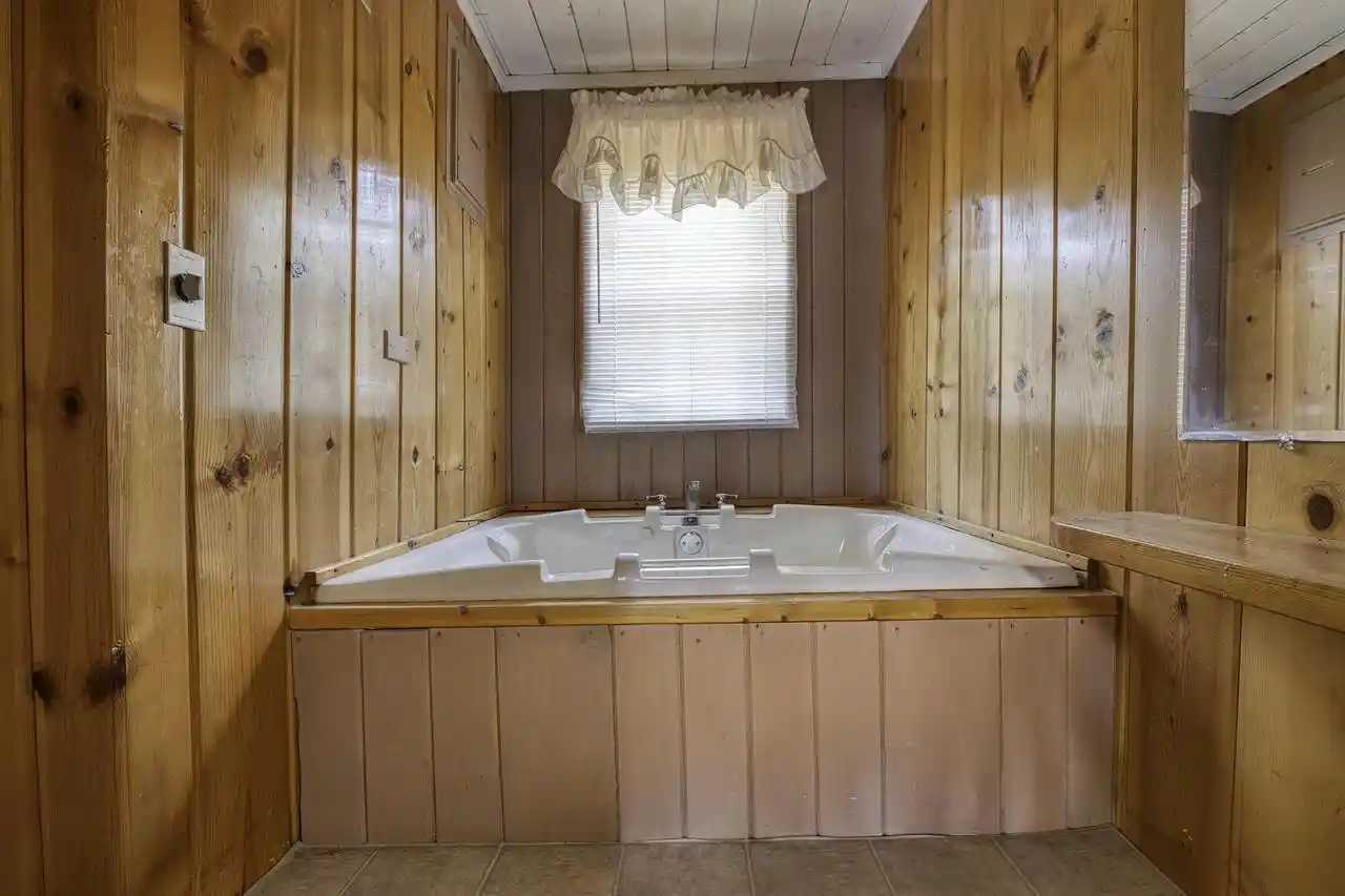 Photo 3 of Single family home for sale at 3282 Knotty Pine Trl, Eagle River, WI 54521 | MLS# 1985014 | Listing updated on 2026-10-23