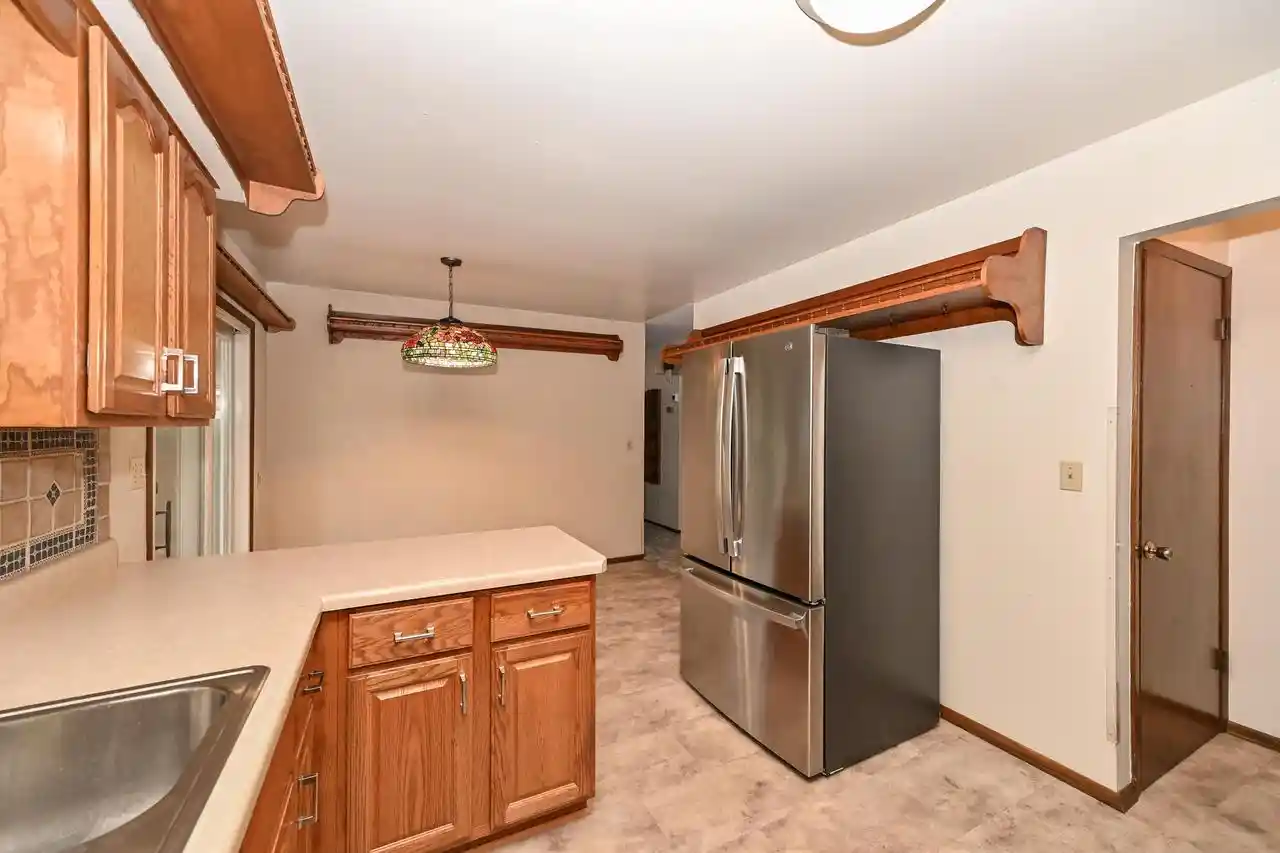 Photo 4 of Single family home for sale at 5435 S 6th Street, Milwaukee, WI 53221 | MLS# 1985032 | Listing updated on 2026-10-27