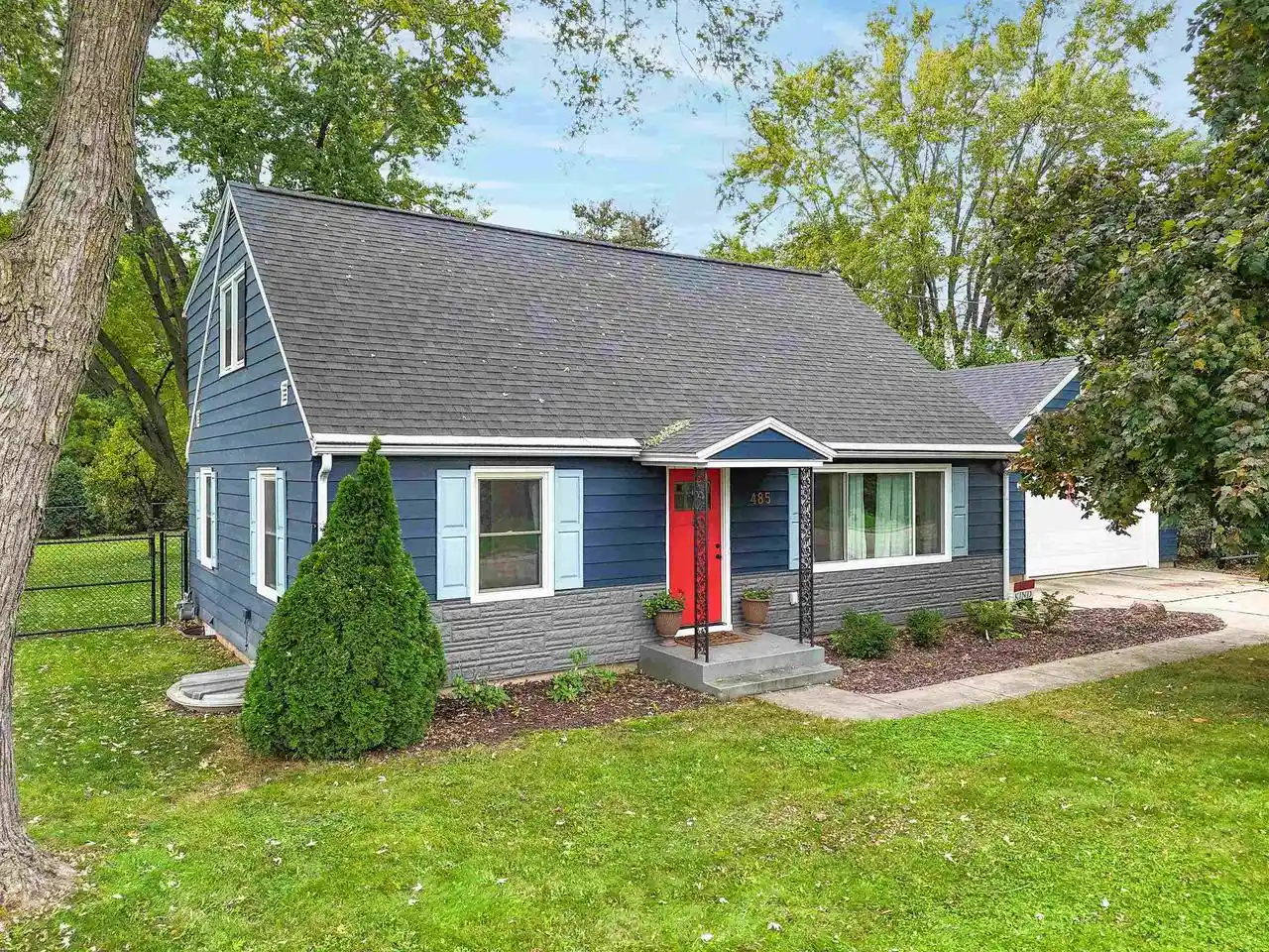 Single family home for sale at 485 Lincoln Ave, Prairie Du Sac, WI 53578 | MLS# 2034765