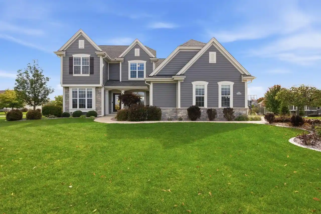 Single family home for sale at S89w12933 Bonningale Ct, Muskego, WI 53150 | MLS# 1985033